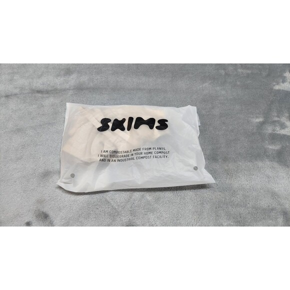 Skims 36B Sand Beige Fits Everybody Unlined Demi Bra BA-DEM-9220 NWT - Picture 5 of 7